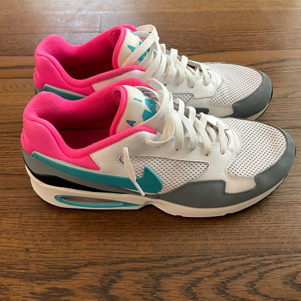 Nike Air Max ST